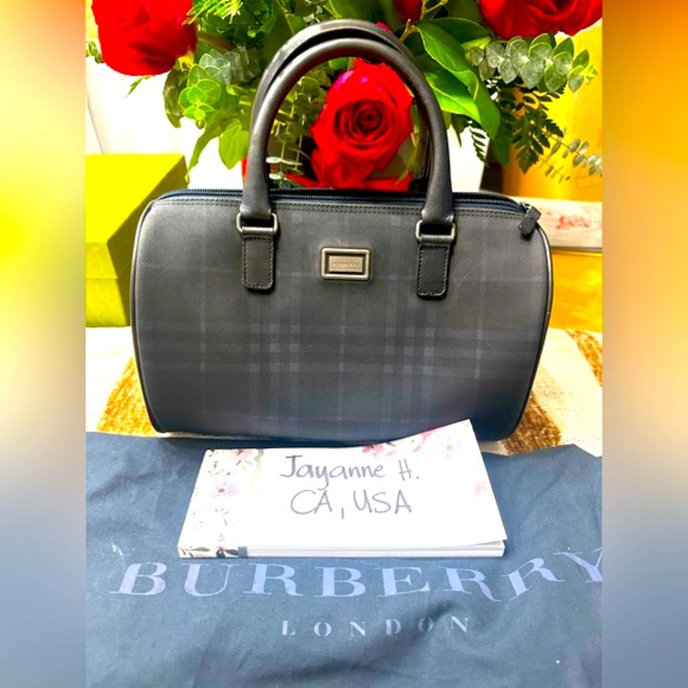 Burberry tote / doctors bag